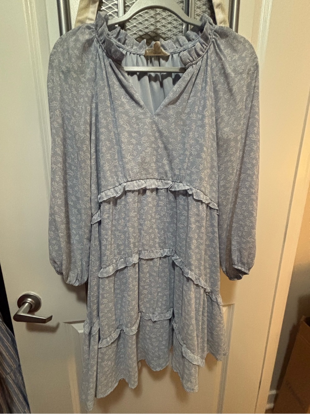 entro Light Blue Floral Ruffle Tiered 3/4 Sleeve Dress